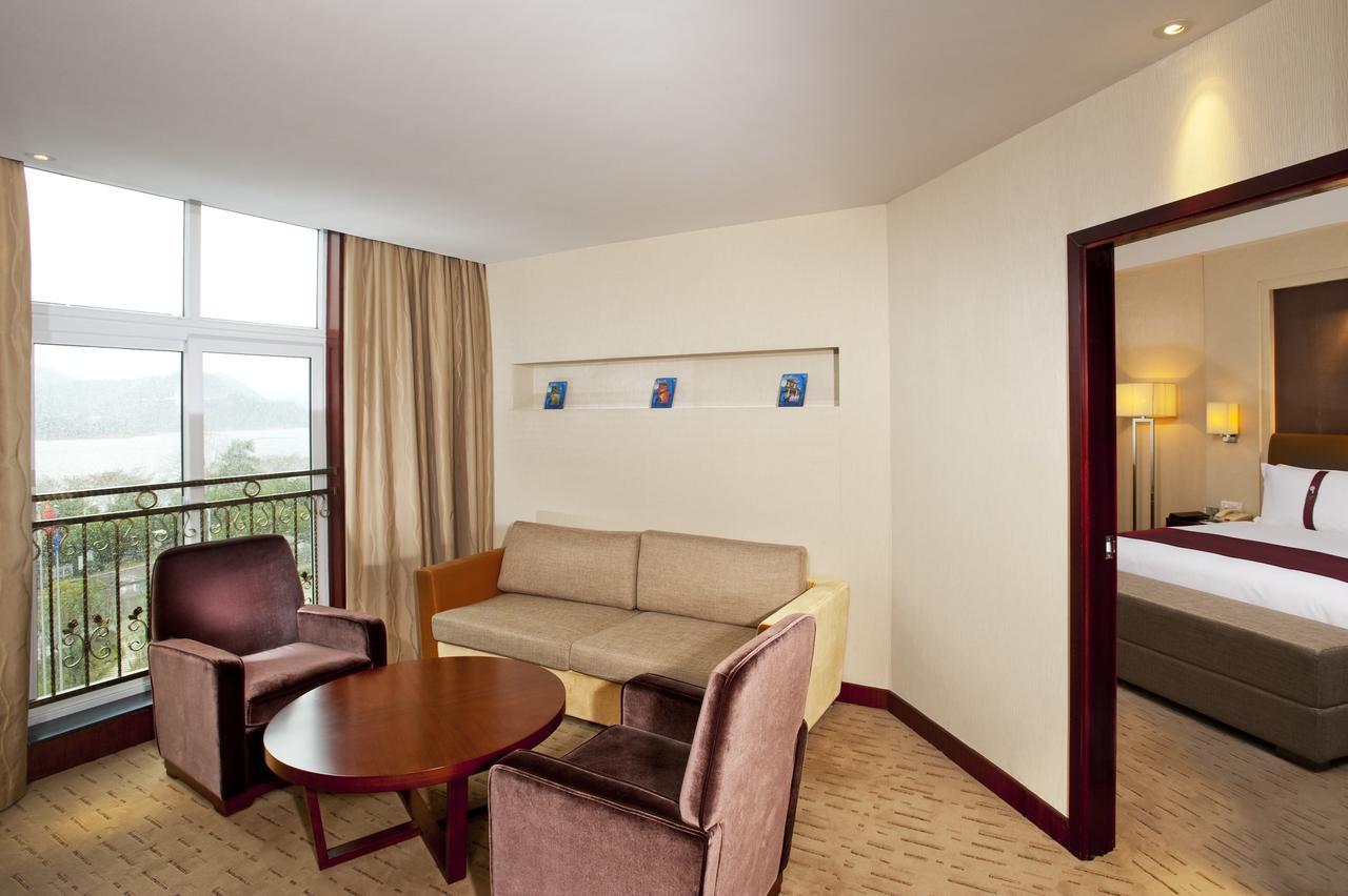 Haiwahai Hotel - Thousand Island Lake Chun'an Exterior photo